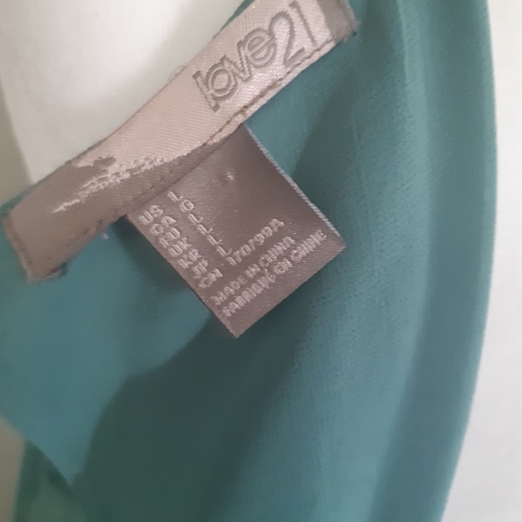 ❤️ love 21 sage green dress - Picture 2 of 10